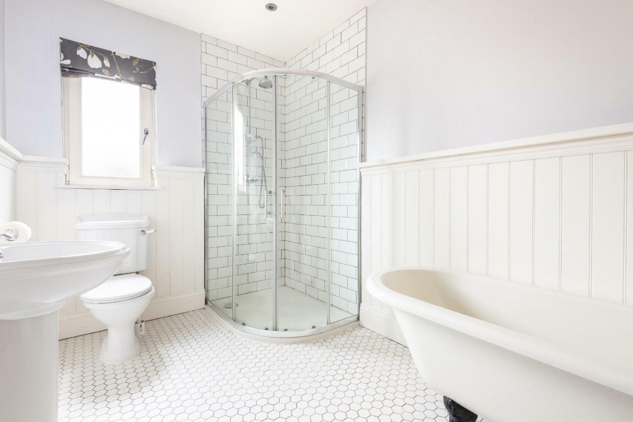 Apartmán Charming Base For 5 Near Bishy Rd Pass The Keys York Exteriér fotografie