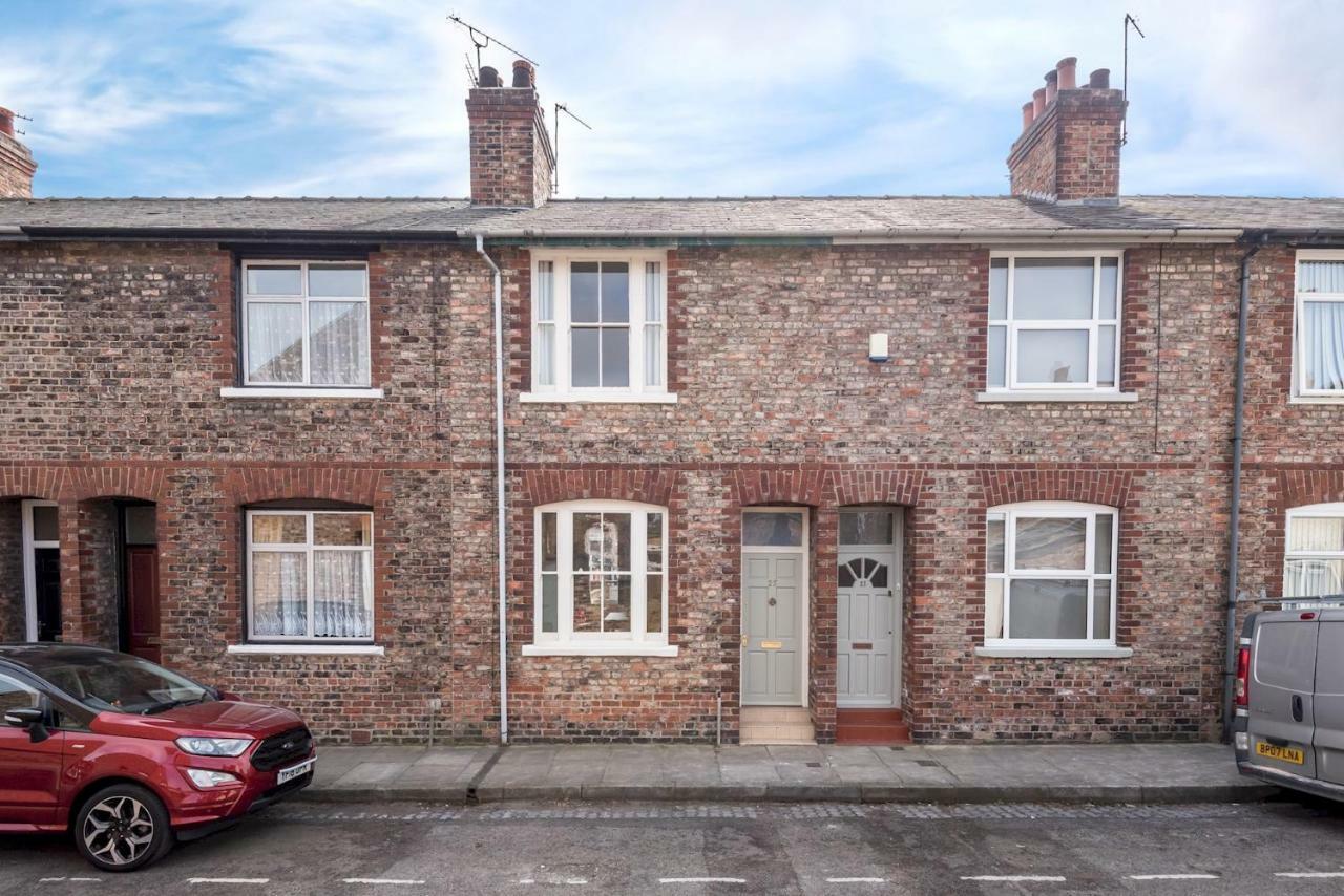 Apartmán Charming Base For 5 Near Bishy Rd Pass The Keys York Exteriér fotografie